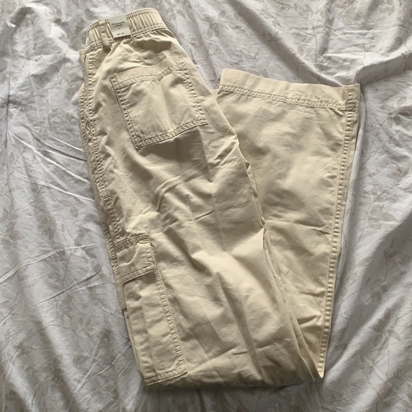 Abercrombie & Fitch cargo pants - Picture 2 of 7